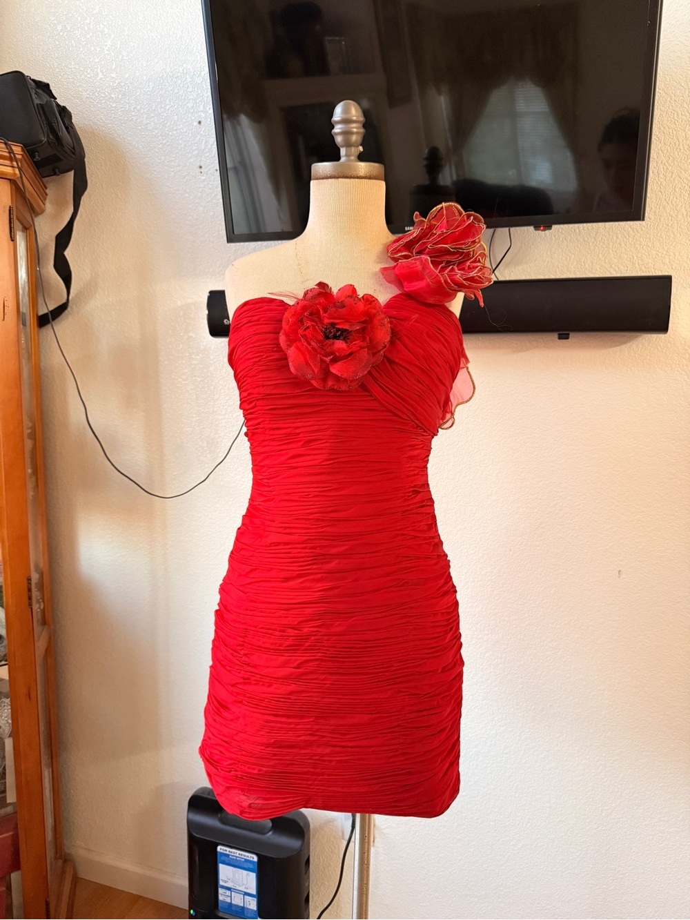 Red One-Shoulder Ruched Floral Cocktail Dress